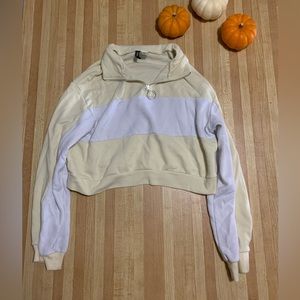 H&M Divided pastel yellow and white cropped sweatshirt